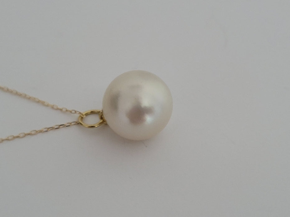 South Sea Pearl 11.60 mm Round, 18 Karat Gold - Only at  The South Sea Pearl