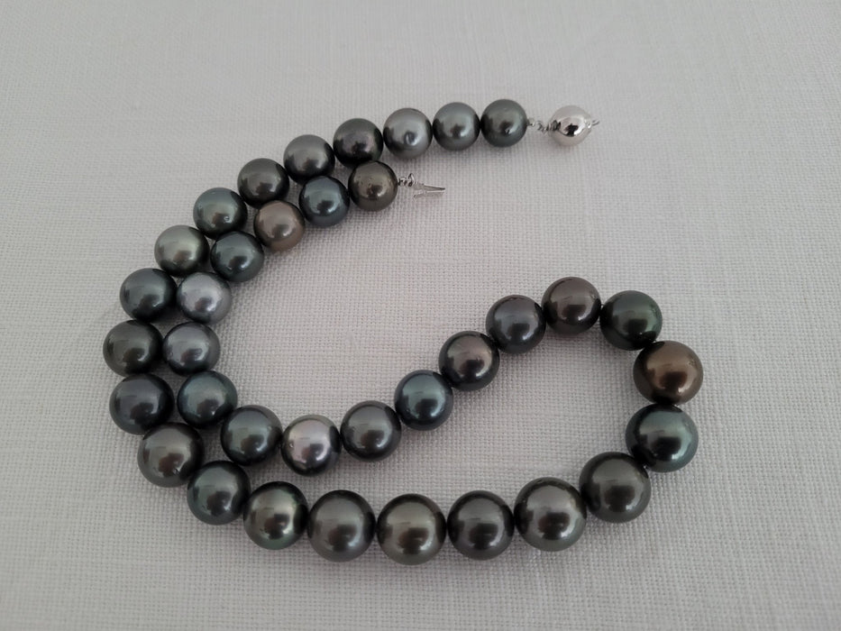 Tahiti Pearl Roud Shape 11-12.50 mm - Only at  The South Sea Pearl