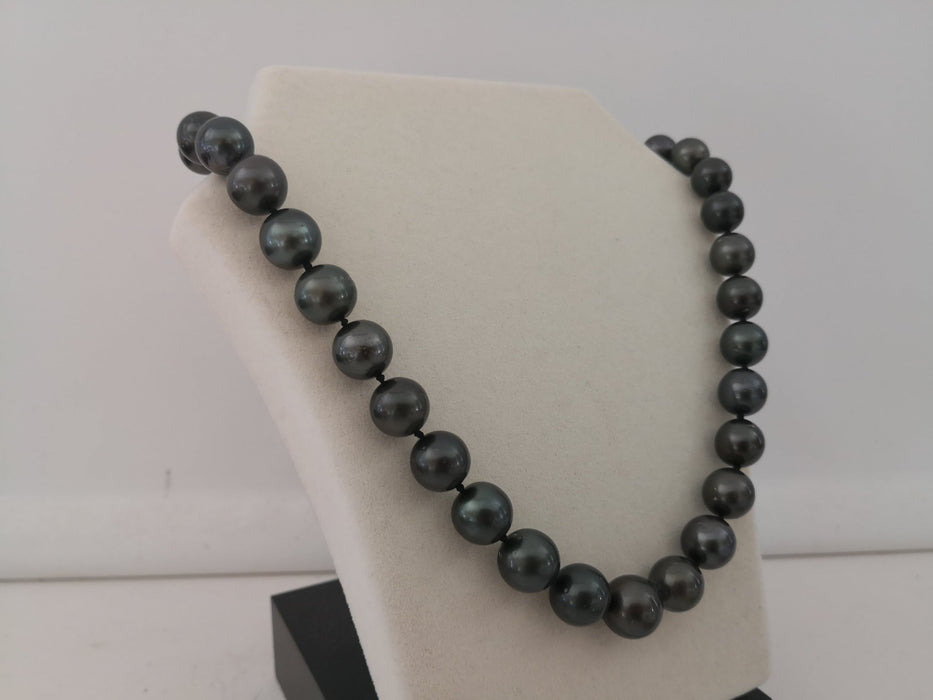 Tahiti Pearls 11-14 mm round shape necklace dark black color - Only at  The South Sea Pearl