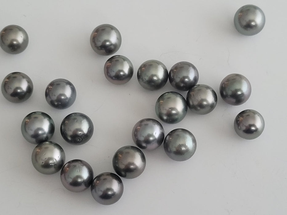 Tahiti Pearls 9 mm Round, High Luster, Wholesale Lot of 20 pieces - Only at  The South Sea Pearl