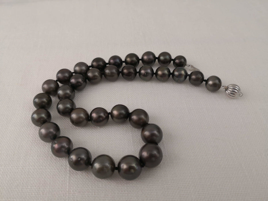 Tahiti Pearls Necklace, 11-13 mm, 18 Karats Gold - Only at  The South Sea Pearl