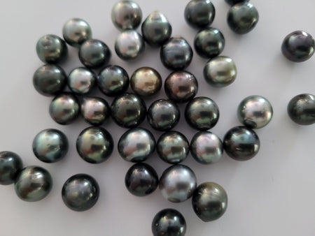 Wholesale Lot Tahiti Pearls 11-13 mm High Luster 38 pcs - Only at  The South Sea Pearl