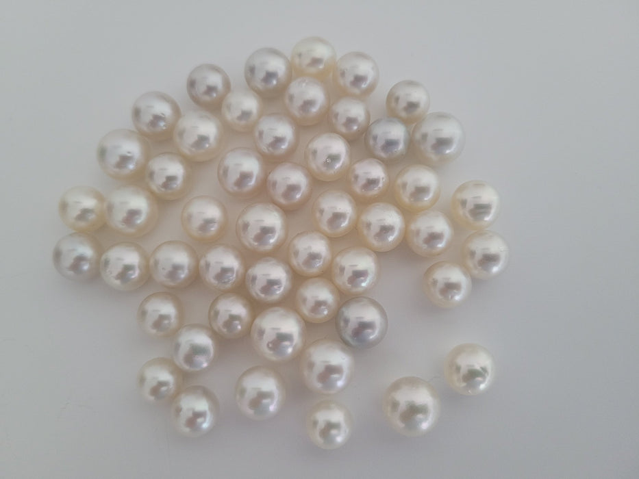 Wholesale Lot White Loose South Sea Pearls 9-11 mm Round, High luster, 50 pcs - Only at  The South Sea Pearl